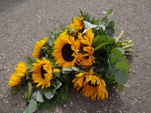 Duoplant rouwboeket met zonnebloemen